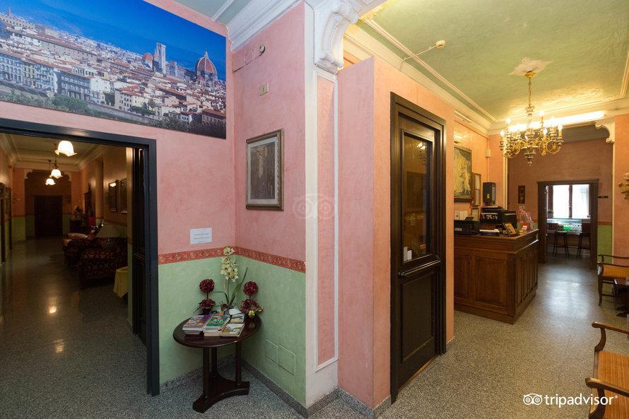 Hotel Desiree Florence Exterior photo