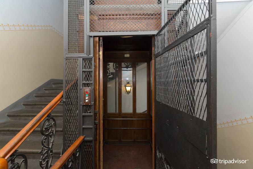 Hotel Desiree Florence Exterior photo
